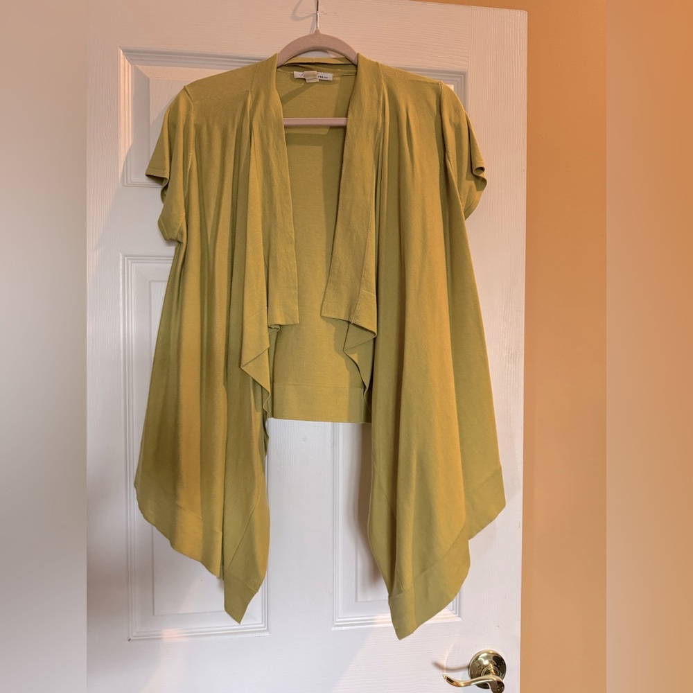 Kenneth Cole: Ladies Light Green Open Front Short Sleeve Cardigan/ Coverup.